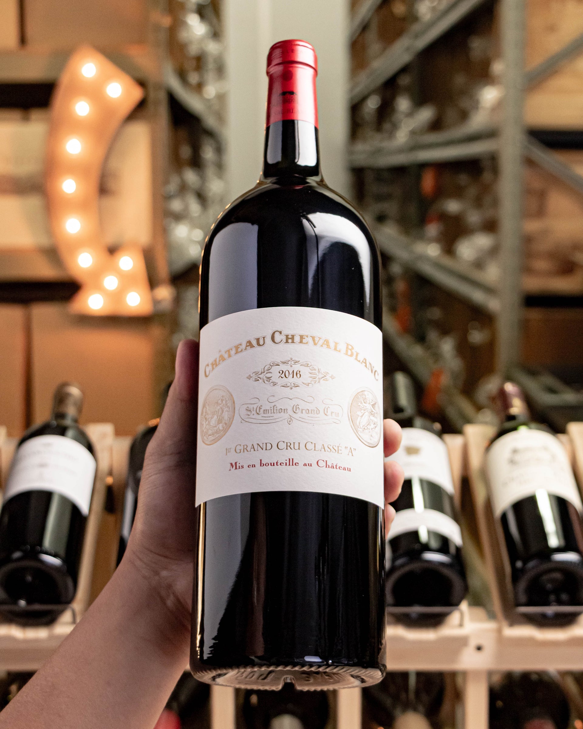 Château Cheval Blanc Premier Grand Cru Classé A Saint-Émilion Grand Cru 2016 (Magnum 1.5L)