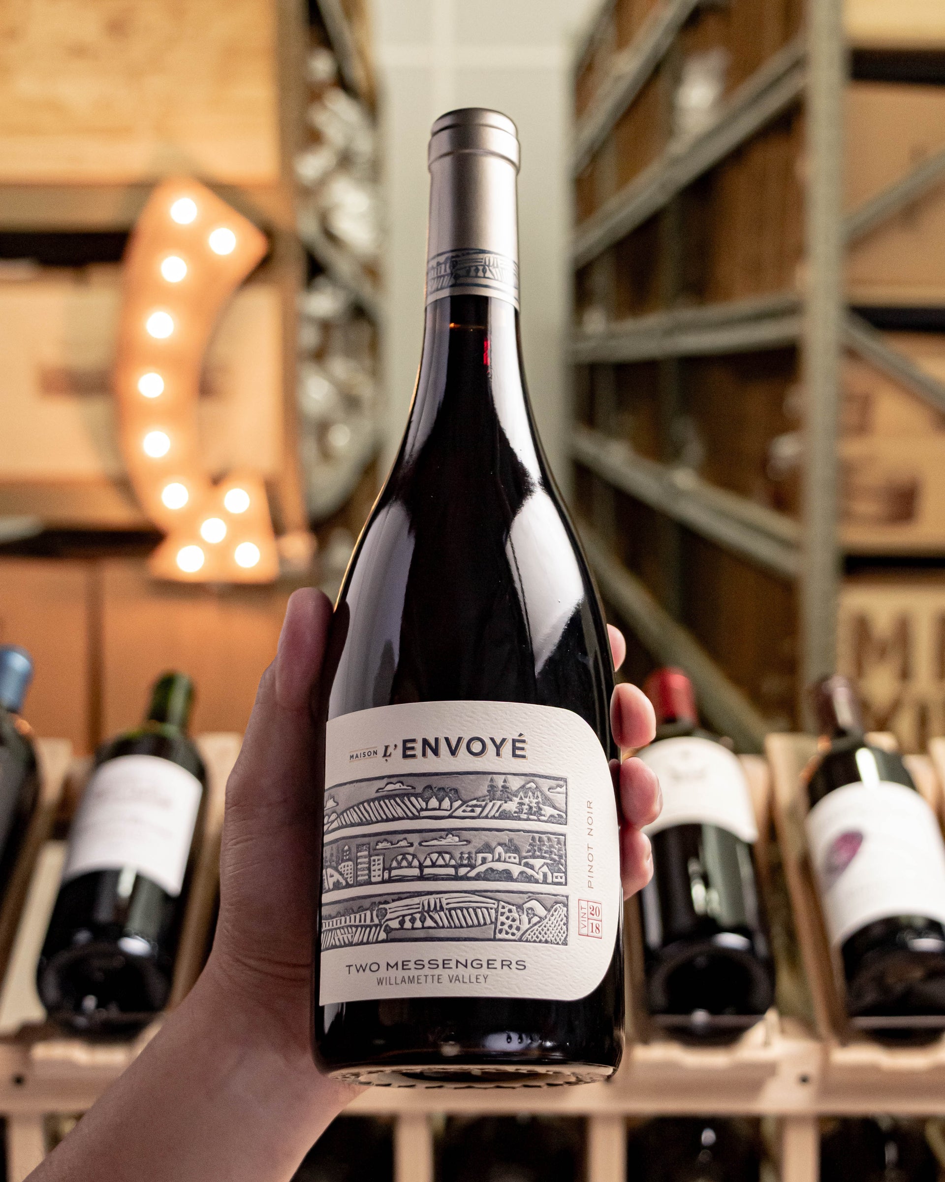 Maison L'Envoyé Pinot Noir Two Messengers Willamette Valley 2018