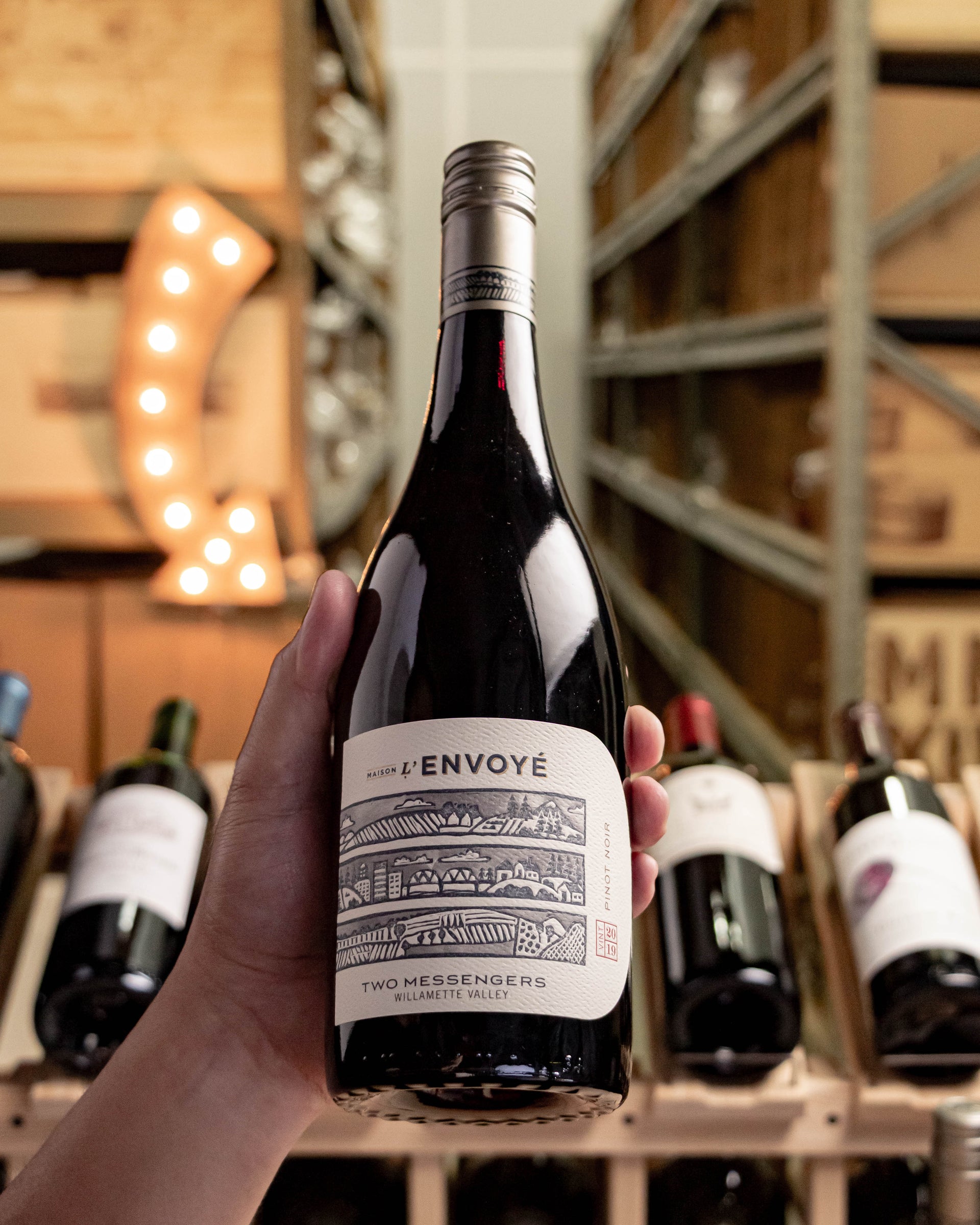 Maison L'Envoyé Pinot Noir Two Messengers Willamette Valley 2019