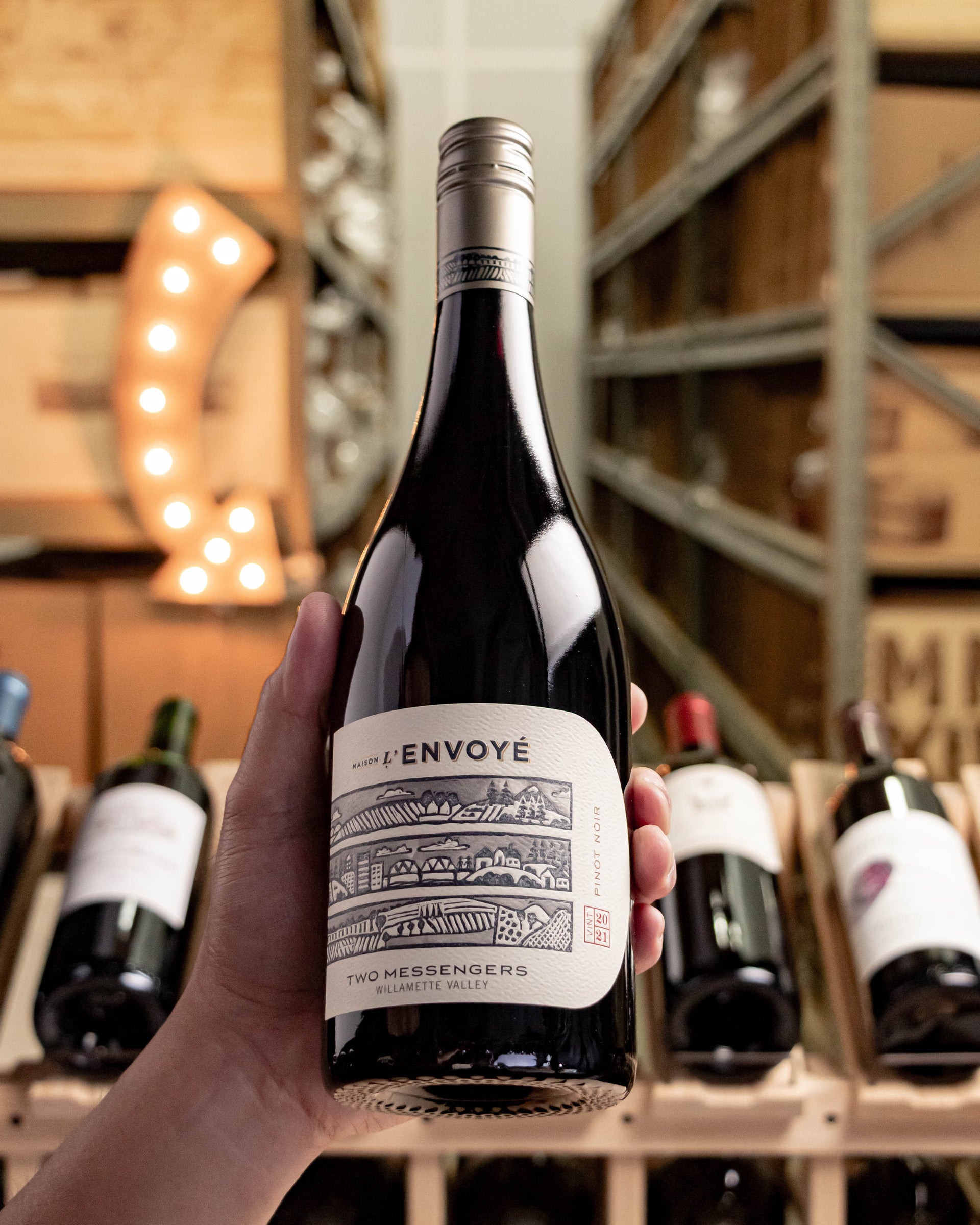 Maison L'Envoyé Pinot Noir Two Messengers Willamette Valley 2021
