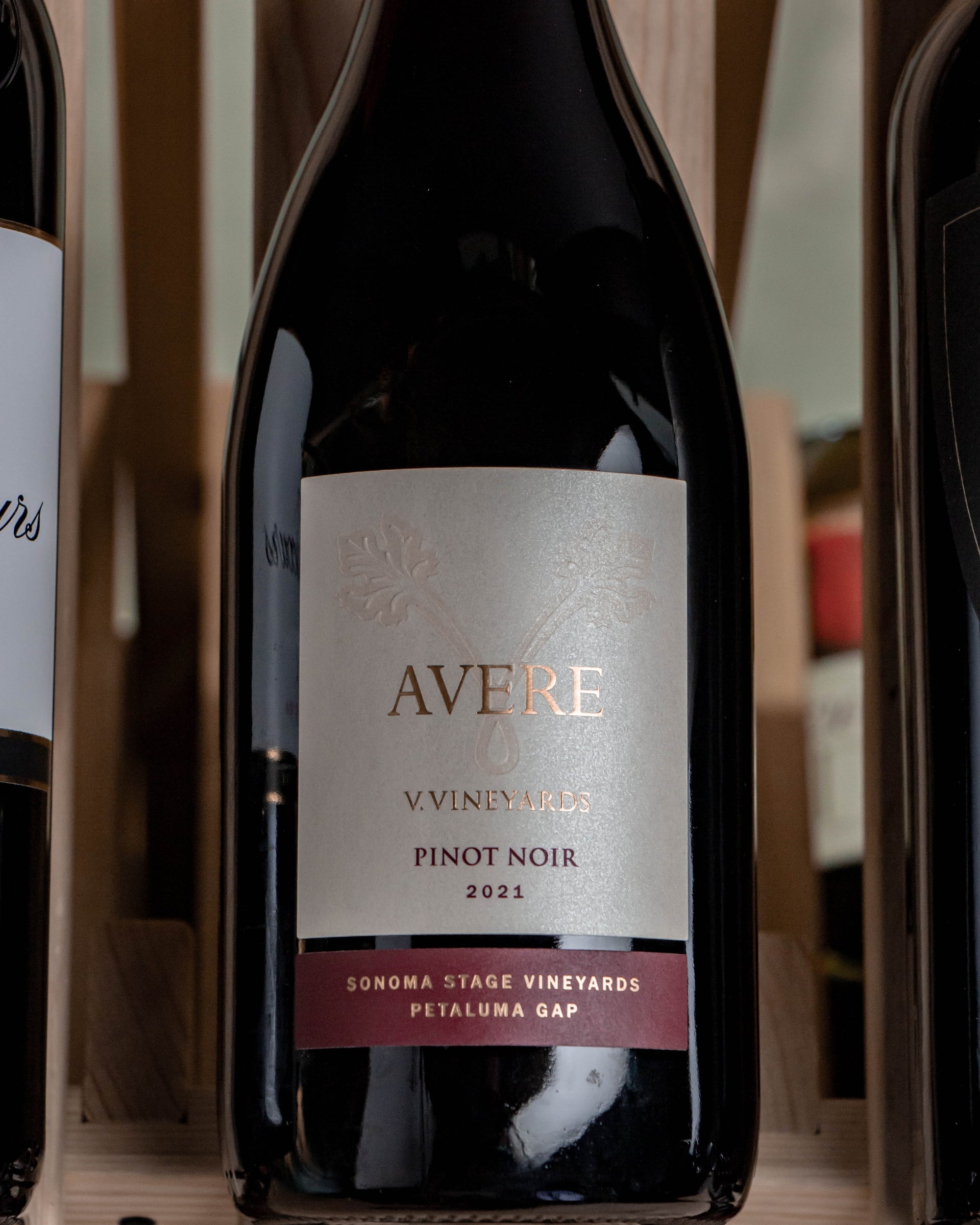 V. Vineyards Pinot Noir Avere Sonoma Stage Petaluma Gap 2021